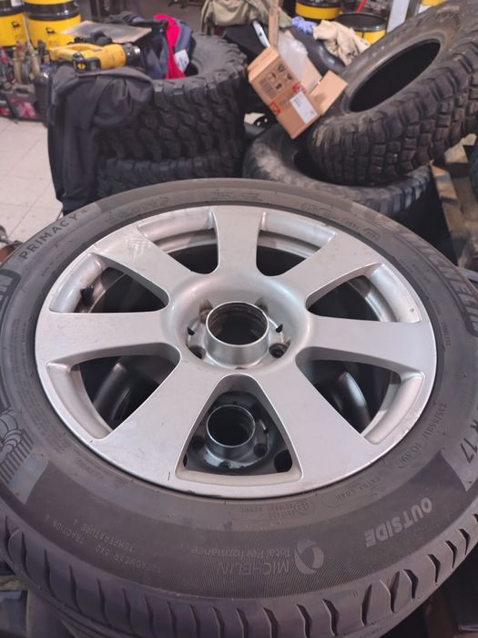 4 jantes e pneus Michelin ( 90% piso)