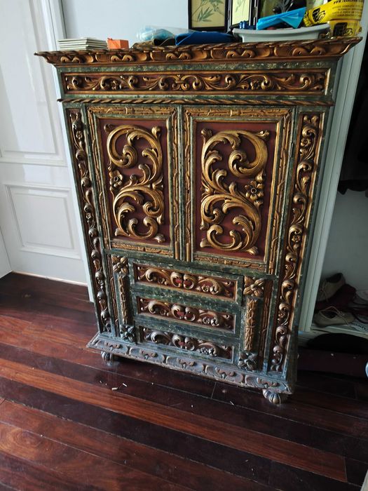 armário de estilo barroco