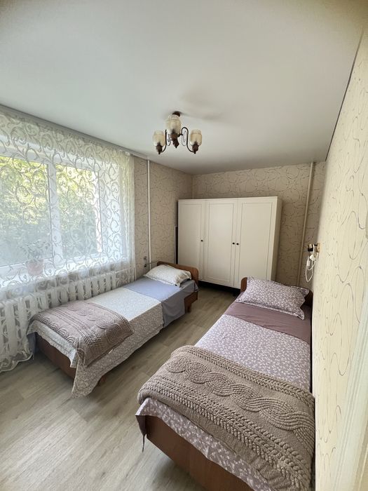 Здам подобово 2х. кімн. кв. Паркова!