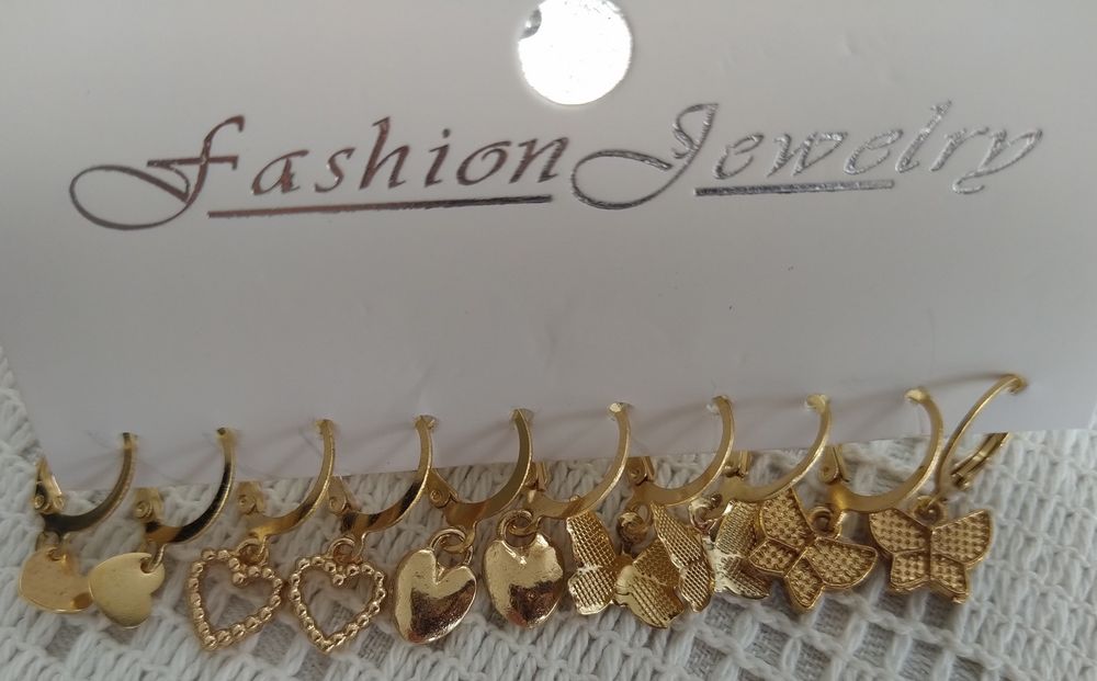 Brincos novos - 6 pares = 1,00€