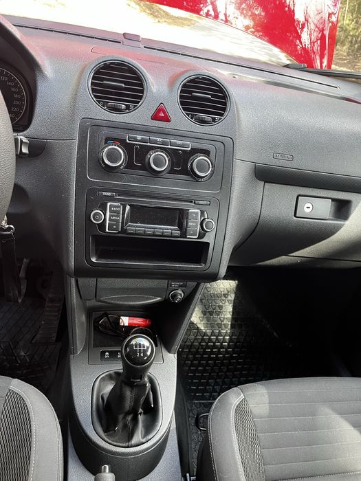 Volksvagen Caddy Maxi 1.6 tdi