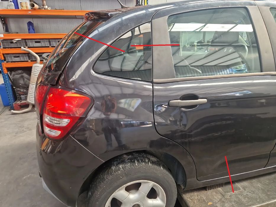 Painel trás direito CITROËN C3 II (SC_)