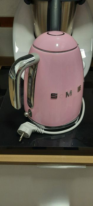 Chaleira SMEG Rosa