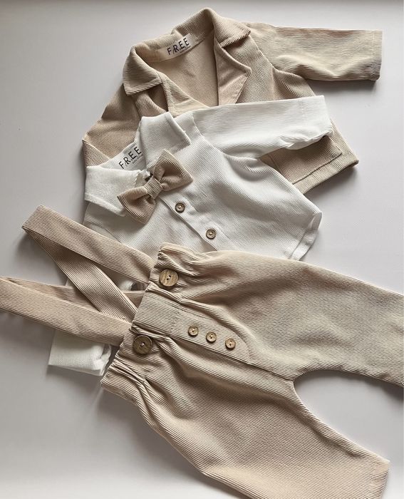 Костюм на святкому подію 80р