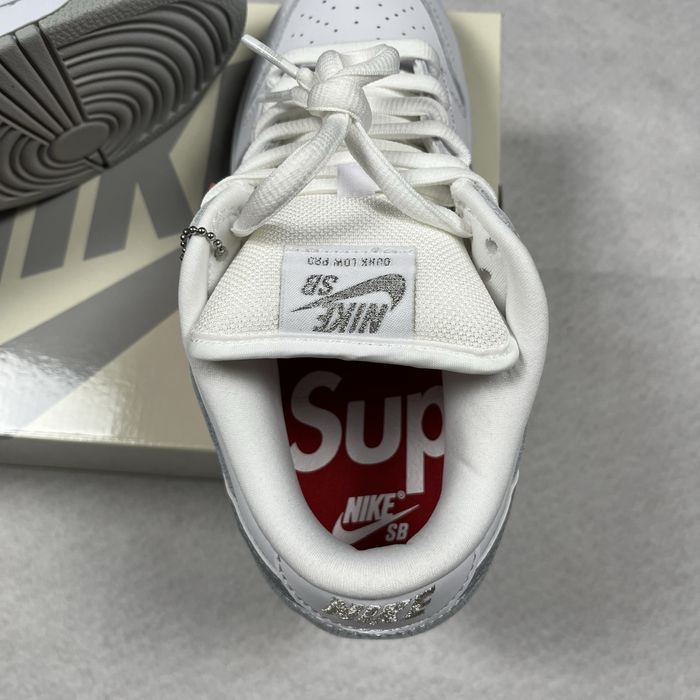 Nike SB Dunk Low Supreme 94 White Matellic Silver Tamanho 39