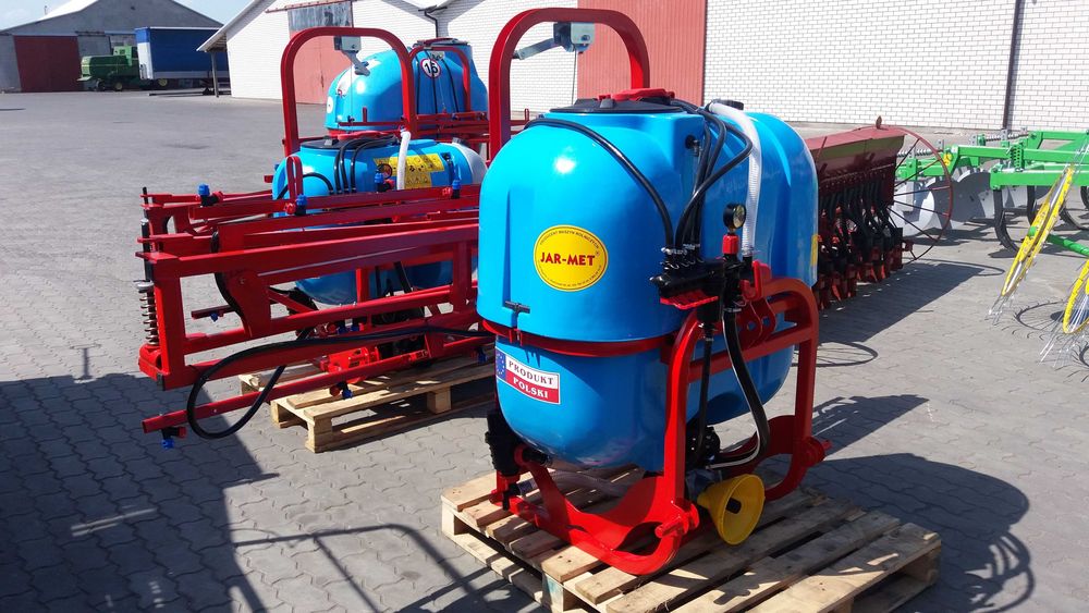Опрыскиватель навесной 600л польша demarol демарол. Опрыскиватель польша 600л. Опрыскиватель заря навесной. Тракторный навесной опрыскиватель он-400. Опрыскиватель для минитрактора.