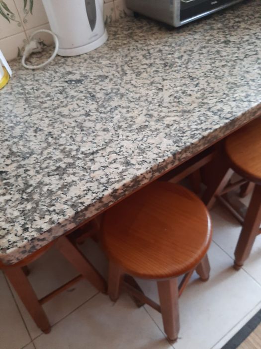 Marble-Top Table with 4 Benches64752332372225123