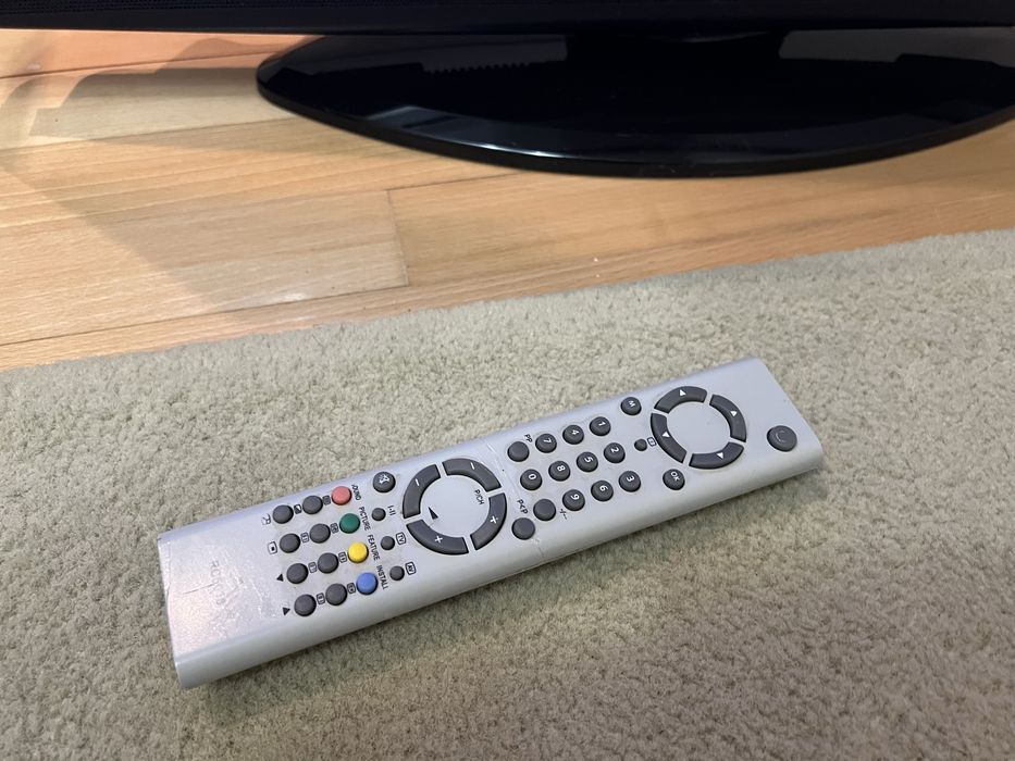 Телевізор 32 Telefunken