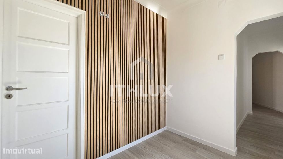 Apartamento T2 com 2 WC -Remodelado com vista rio na Graça
