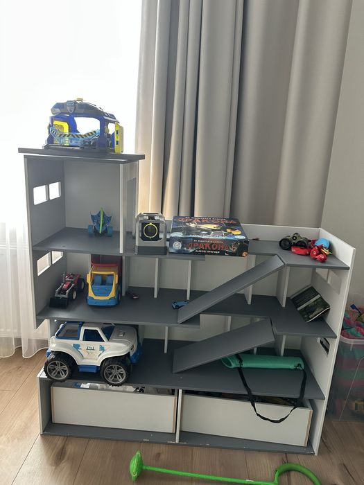 Продам будиночок для іграшок