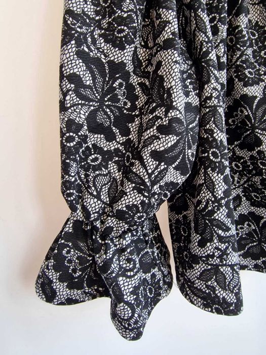 Женская блузка кроп топ открытые плечи длинные рукава missi london