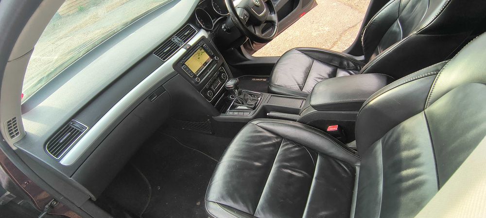 Skoda Superb 2.0 TDI CR 170 DSG Anglik