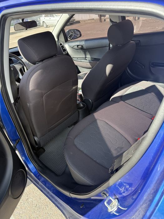 Huyndai i20 авто