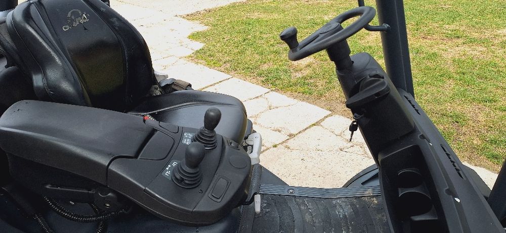 Linde H25 stan IDEALNY z 2018r przesuw wózek widłowy widlak UDT
