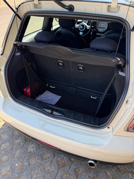 Mini Cooper 1.6 D516739309691873283