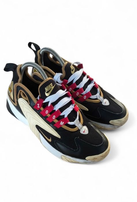 Nike Zoom 2K Icon Clash Black Metallic Gold Damskie Buty Sportowe