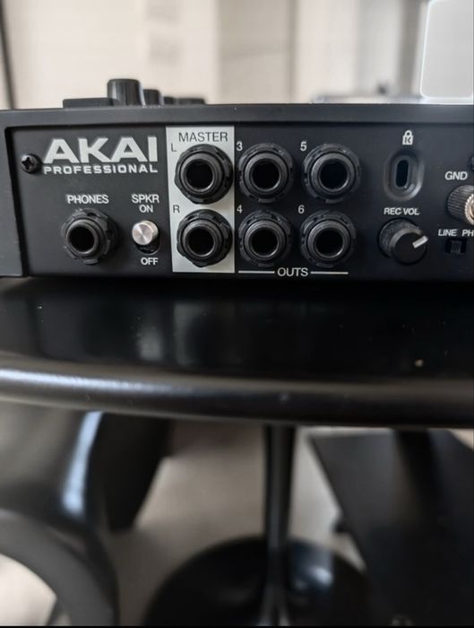 Mpc Akai Live 2