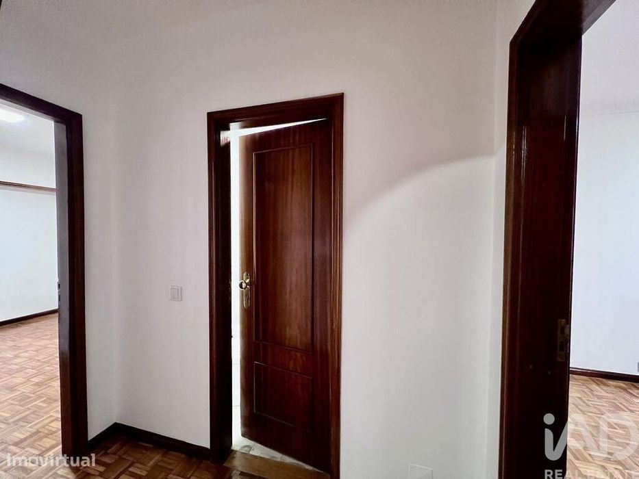 Apartamento T3 em Cedofeita, Santo Ildefonso, Sé, Miragaia, São Nicola