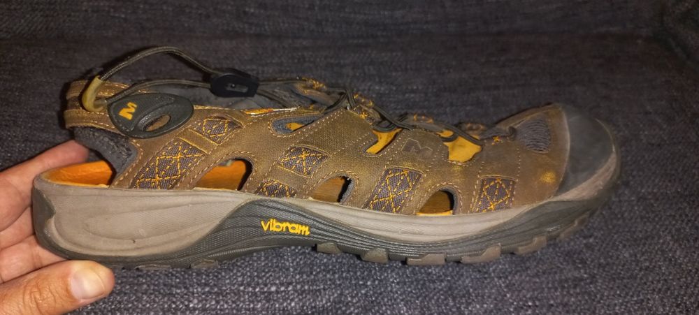 Трекінгові чоловічі сандалі Merrell розмір 45-46