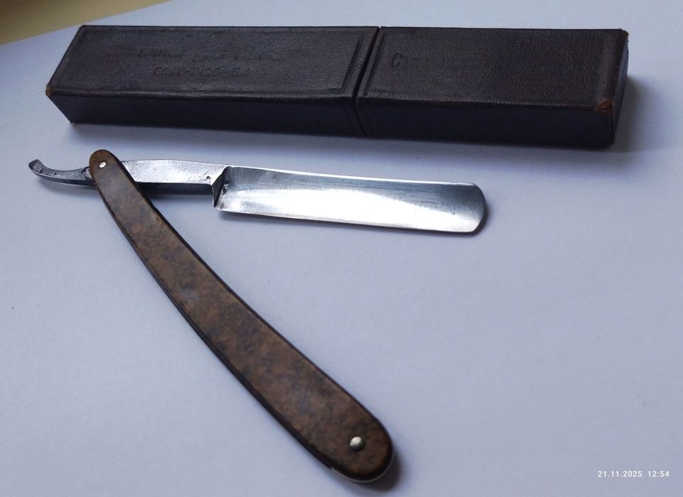 ЗАТОЧЕННАЯ коллекционная опасная бритва  Solingen D.Peres