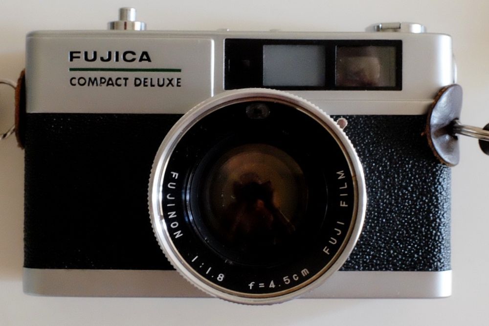 Fujica Compact Deluxe