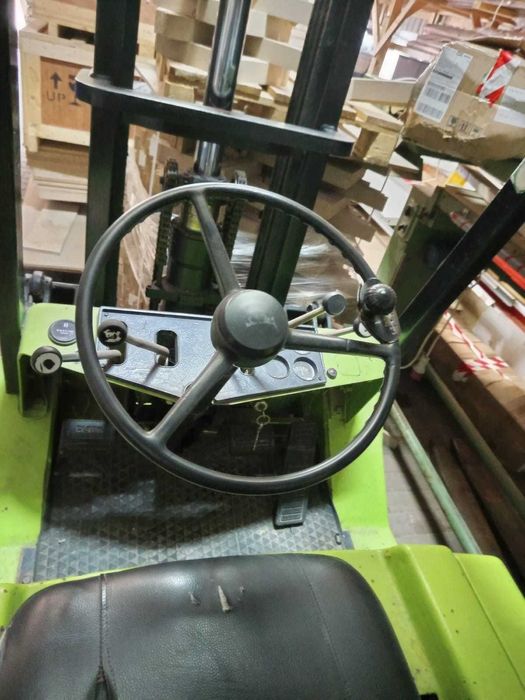 Wózek widłowy Clark LPG