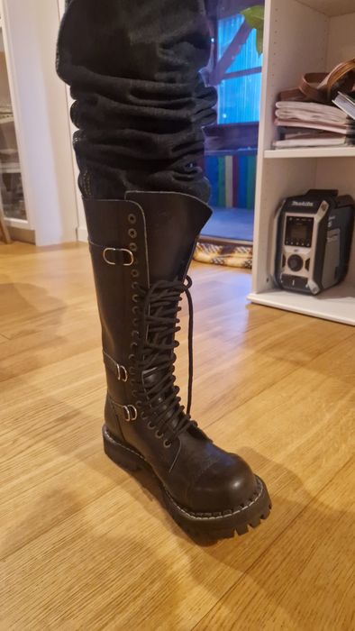 Glany Steel roz 42 20 dziurek nowe