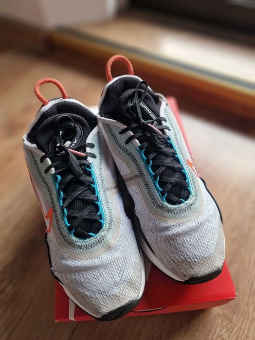buty Nike Air Max 2090, roz. 41, wielokolorowe
