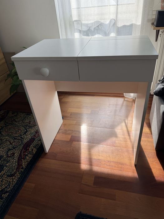 Toaletka Brimnes Ikea