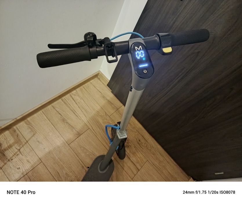 Hulajnoga elektryczna motus 8.5 jak nowa