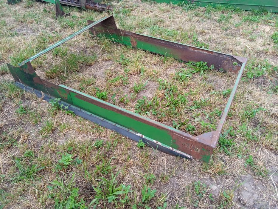 Kosz sitowy górny John Deere 975,1072,1075,1175