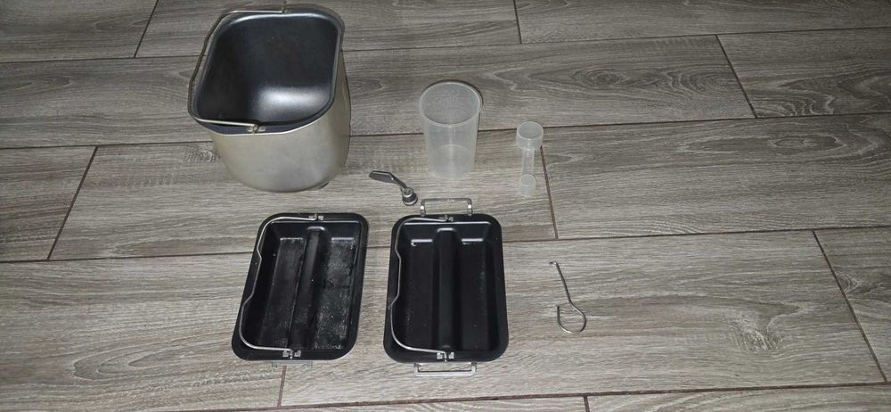 Wypiekacz do chleba Zelmer BM1000 biały 650 W SPRAWNY