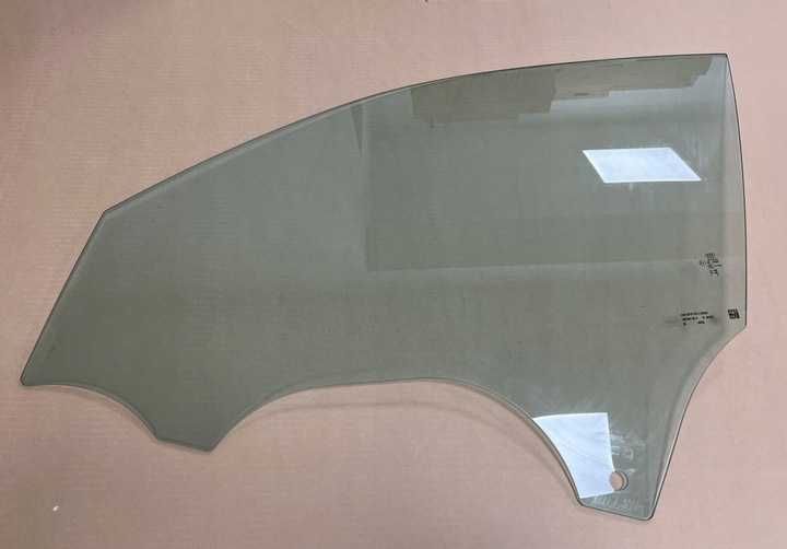 Скло на двері ліві передні Audi Q8 2023-2025