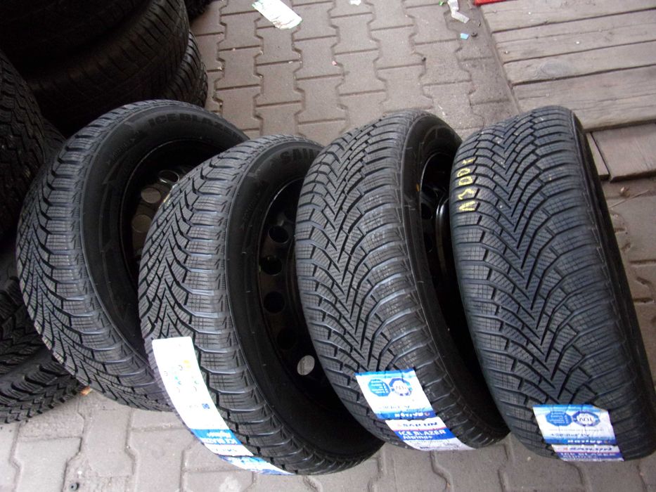 Koła zimowe stalowe Toyota  5x114,,3 205/55/16 Nowe opony
