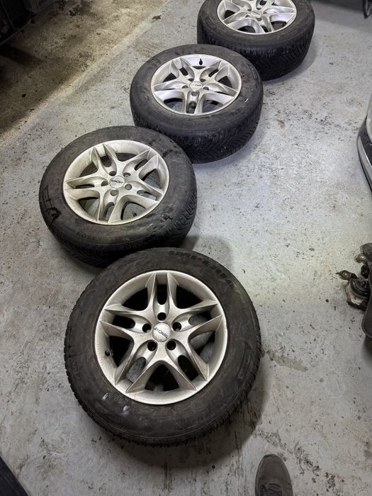 Koła alu alufelgi 16 wielosezon Citroen C5 Berlingo 225 60 R16