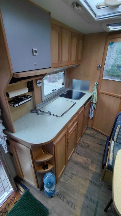 Zgrabny Zimowy Kamper Ducato Burstner 530-2, 2.8 idtd