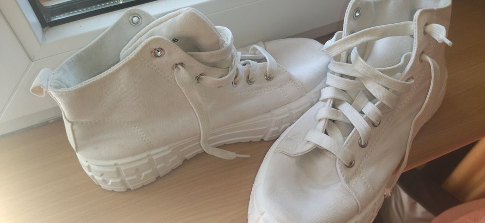 Sneakersy  BUONAROTTI  rozmiar 38
