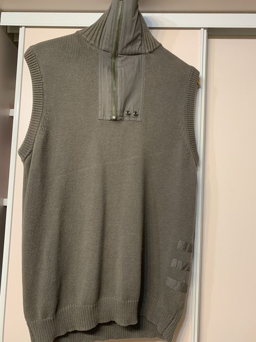 Продам жилет оригінал Італія стан відмінний 10/10