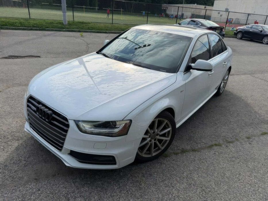 Audi A4 2.0T Quattro Premium Plus      2014
