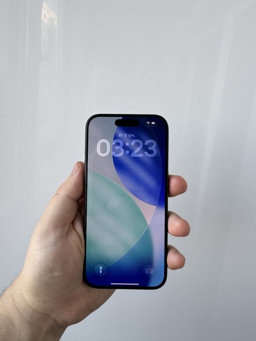 Відмінний! Айфон Iphone 15 Pro 256 Gb Blue Neverlock