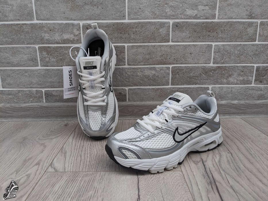 Кросівки жіночі ЛІТО Nike Air Max Moto 2K \ Найк Аир Макс Мото 2К \ розмір 37 - 41