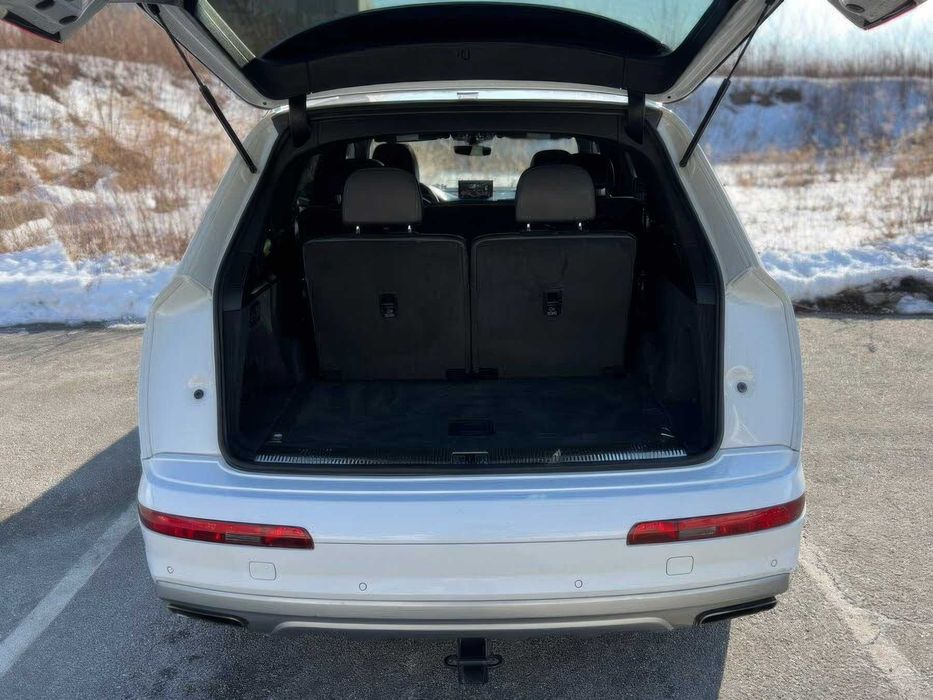 Audi Q7 45 TFSI quattro Premium Plus      2019