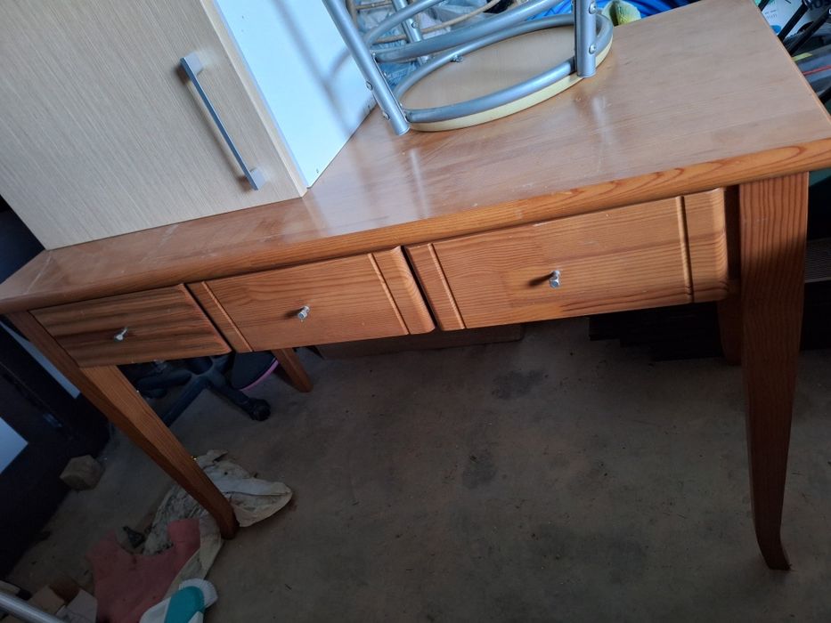 Secretaria como nova