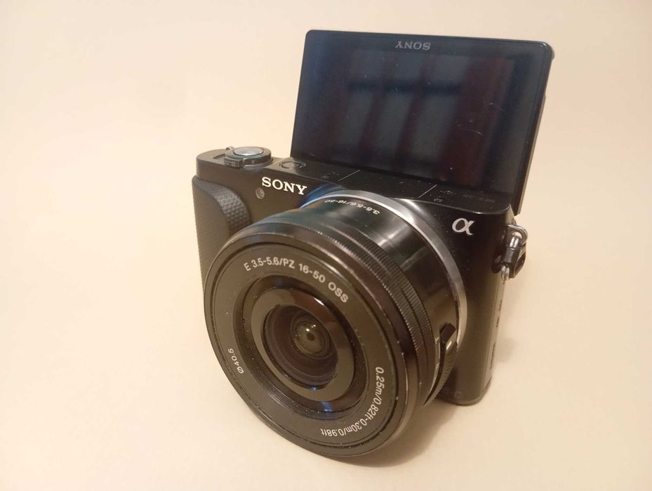 Sony Alpha NEX-3N Câmera Mirrorless APS-C