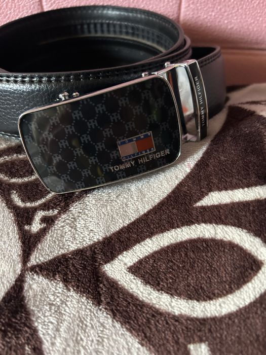 Pasek męski z klamrą 133 cm regulowany