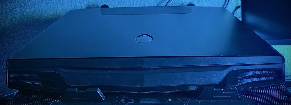Dell Alienware M17x