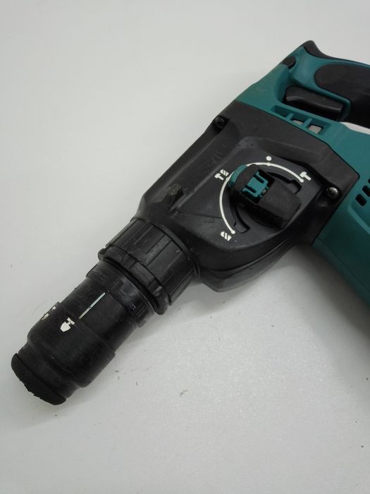 Młotowiertarka Udarowa Akumulatorowa SDS Plus Makita DHR243