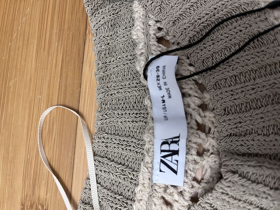 Вʼязаний светр ZARA, M-L