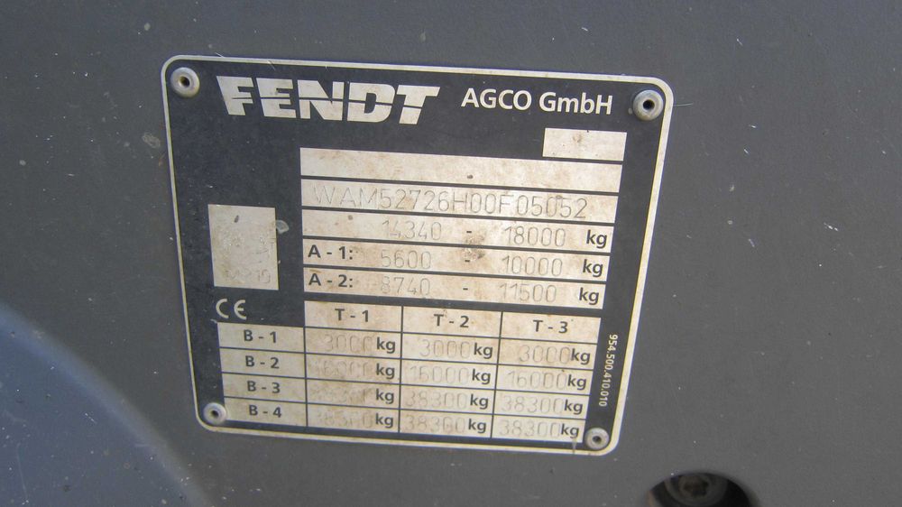 Трактор Fendt-1038