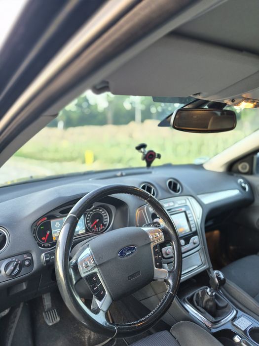 Ford Mondeo 2.0 titanium